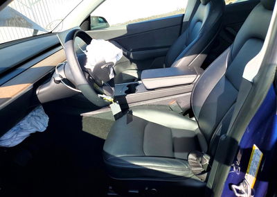 2021 Tesla Model Y, daño Frontal, Copart lote 68857246, foto 7 de 13