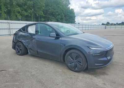 2026 Tesla Model Y, Side damage, Copart lot 66569216, photo 4 of 12