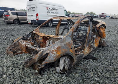 2021 Tesla Model Y, Burn damage, Copart lot 68994066