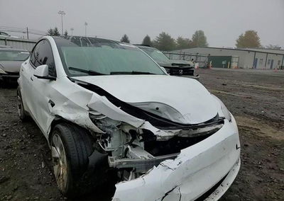 2023 Tesla Model Y, uszkodzenie: Przód, Copart lot 72874956, zdjęcie 13 z 14