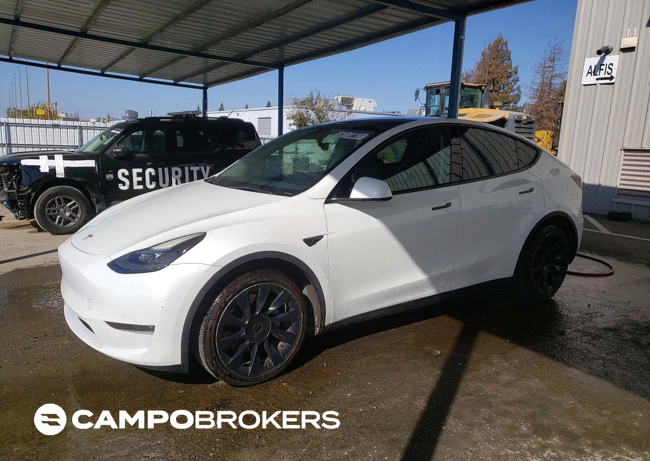 2023 Tesla Model Y, Rear End damage, Copart lot 72680116