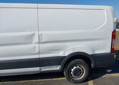 2021 Ford Transit-250, Left Side damage, Iaai lot 46422095, photo 6 of 16