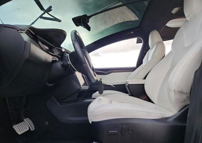 2020 Tesla Model X, daño Frontal, Copart lote 74085826, foto 7 de 14