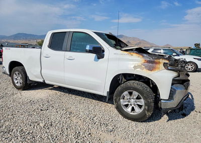 2019 Chevrolet Silverado K1500 Lt, пошкодження: Burn - Engine, Copart лот 64483506, фото 4 з 12