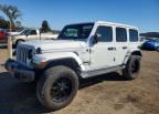 2020 Jeep Wrangler Unlimited Sahara, daño Lateral, Copart lote 73237576