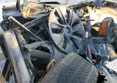 2025 Tesla Model Y, Ao damage, Copart lot 62287776, photo 8 of 13