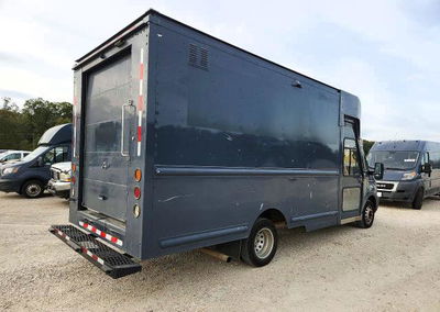 2021 Ford Transit Delivery Truck, uszkodzenie: Drobne wgniecenia/zarysowania, Copart lot 73068346, zdjęcie 3 z 13