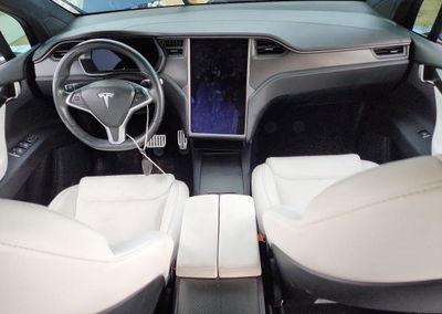 2020 Tesla Model X, daño Frontal, Copart lote 74085826, foto 8 de 14