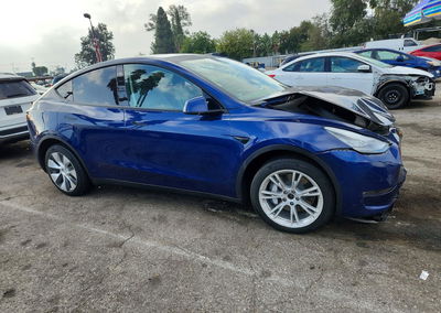2021 Tesla Model Y, daño Frontal, Copart lote 68857246, foto 4 de 13