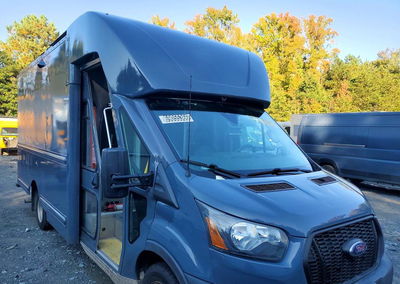 2021 Ford Transit Delivery Truck, daño Abolladuras/rayones menores, Copart lote 69055366, foto 4 de 12