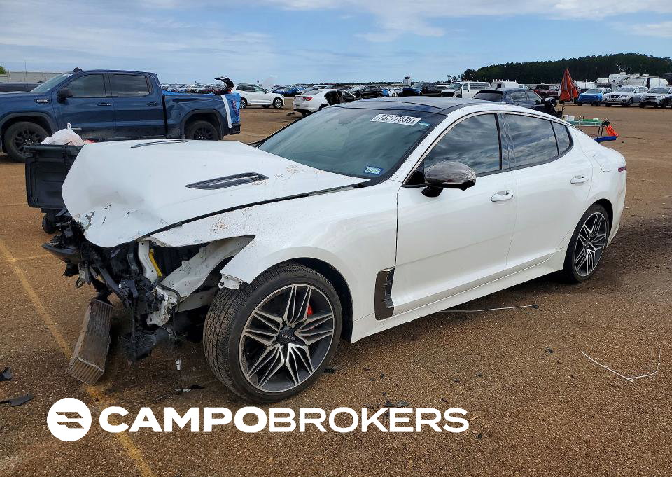 2023 Kia Stinger Gt2, daño Frontal, Copart lote 73277036
