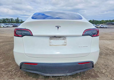 2024 Tesla Model Y, uszkodzenie: Przód, Copart lot 70289636, zdjęcie 6 z 13