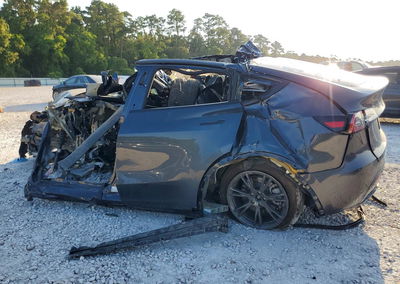 2025 Tesla Model Y, Ao damage, Copart lot 62287776, photo 2 of 13