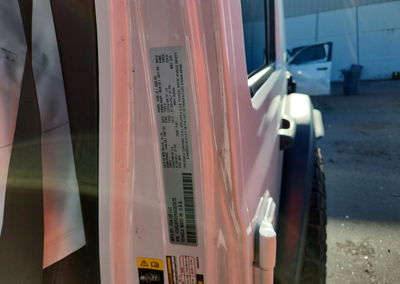 2024 Jeep Wrangler Rubicon, uszkodzenie: Bok, Copart lot 69348286, zdjęcie 13 z 15