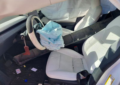 2026 Tesla Model Y, daño Ao, Copart lote 65918076, foto 7 de 13