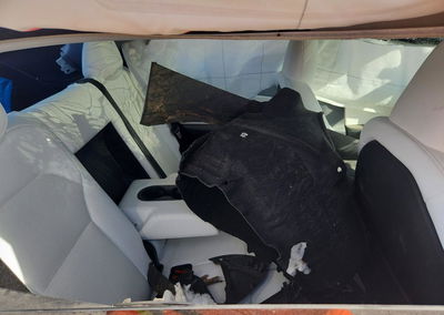 2026 Tesla Model Y, daño Ao, Copart lote 65918076, foto 10 de 13
