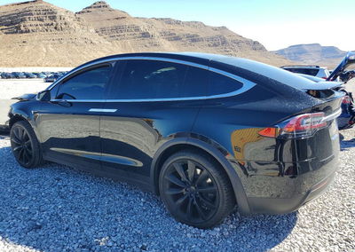 2020 Tesla Model X, daño Frontal, Copart lote 71325776, foto 2 de 14