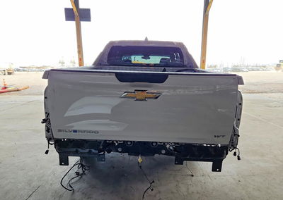2025 Chevrolet Silverado, Side damage, Copart lot 69672716, photo 6 of 13