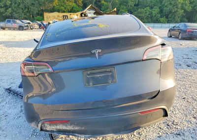 2025 Tesla Model Y, Ao damage, Copart lot 62287776, photo 6 of 13
