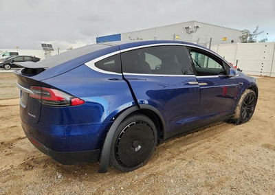 2020 Tesla Model X, daño Frontal, Copart lote 74085826, foto 3 de 14