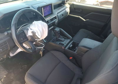 2025 Toyota Tacoma Sr, daño Frontal, Copart lote 69009516, foto 8 de 12