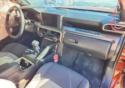 2025 Toyota Tacoma Trd Off-road Hv, daño Ao, Copart lote 71835236, foto 8 de 13