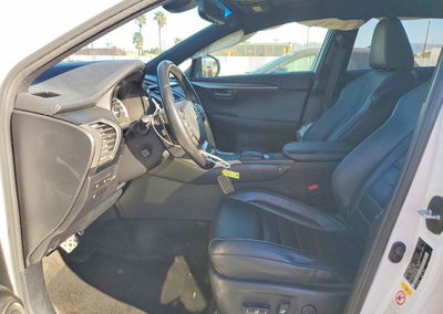 2019 Lexus Nx 300 F Sport, daño Lateral, Copart lote 71764626, foto 7 de 15